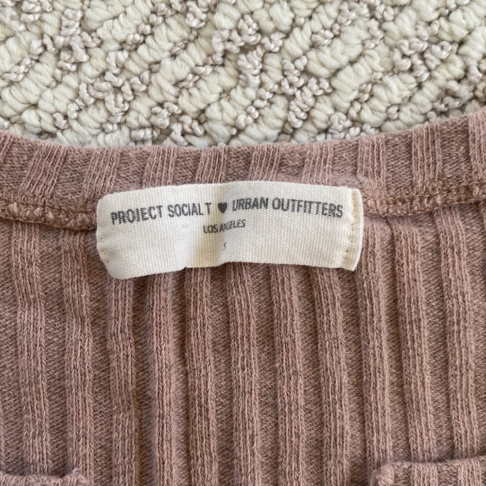 Beige Ribbed Crop Top - Picture 3 of 4